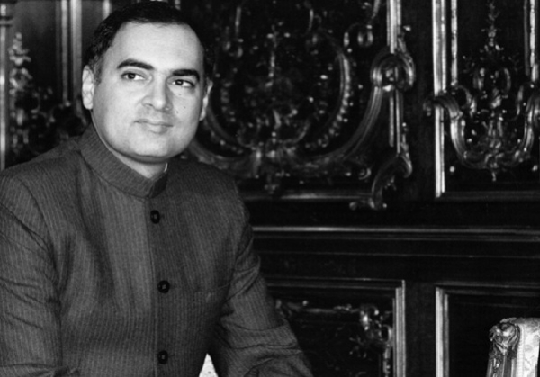 سابق وزیراعظم راجیو گاندھی۔ فوٹو فائل سابق وزیراعظم راجیو گاندھی۔ فوٹو فائل