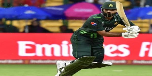 چوٹ کے باعث آسٹریلیا کی ون ڈے سیریز سے باہر ہوئے فخر زماں اور صائم ایوب