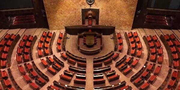 راجیہ سبھا کی 24 سیٹوں اورمہاراشٹر اور تمل ناڈو کی دو سیٹوں کے لیے ضمنی انتخابات کا اعلان، 18 جون کو ووٹنگ