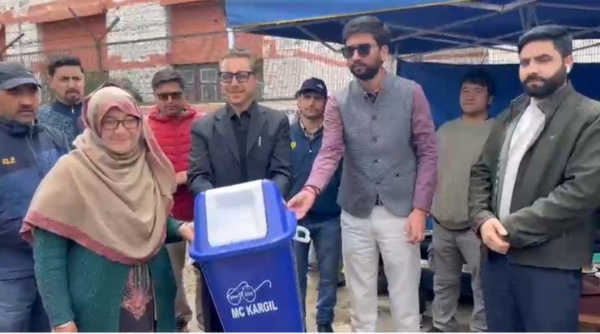 Dustbin Dustbin