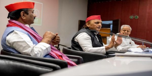 بی جے پی حکومت نے پی ڈی اے ریزرویشن میں گھوٹالہ کیا: اکھلیش یادو