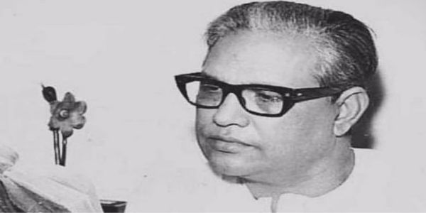 تاریخ کے آئینے میں 24 مئی: ...آواز میں نہ دوں گا