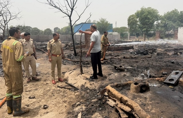 MASSIVE-FIRE-BROKE-N-SLAM-AREA