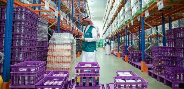 سعودی عرب: حجاج کی خدمت کےلئے 45 کروڑ 90 لاکھ بنیادی اشیاءکی فراہمی سعودی عرب: حجاج کی خدمت کےلئے 45 کروڑ 90 لاکھ بنیادی اشیاءکی فراہمی