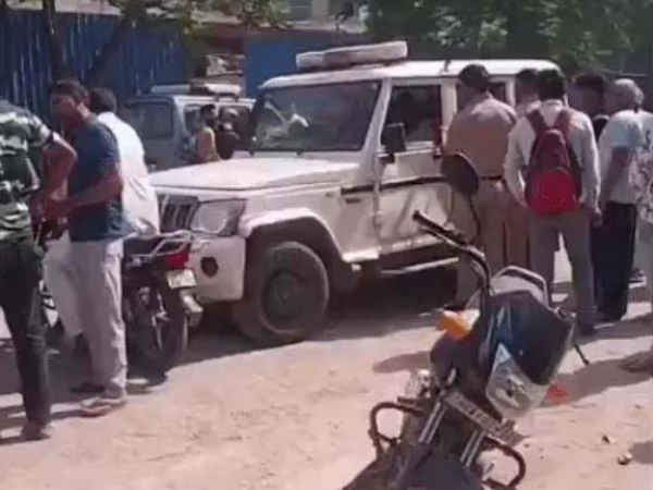 فرید آباد میں گٹر کی صفائی کے دوران دم گھٹنے سے دو مزدوروں کی موت