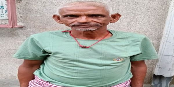 زندہ باپ کو مردہ دکھا کر بیٹوں نے فروخت کر دی زمین