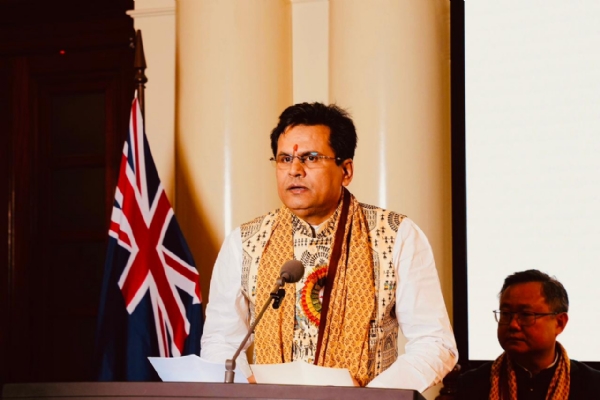 آسٹریلیا کی پارلیمنٹ میں وسودھیو کٹمبکم کا پیغام ، عالمی امن میں بھارت کے کردار پر زور آسٹریلیا کی پارلیمنٹ میں وسودھیو کٹمبکم کا پیغام ، عالمی امن میں بھارت کے کردار پر زور