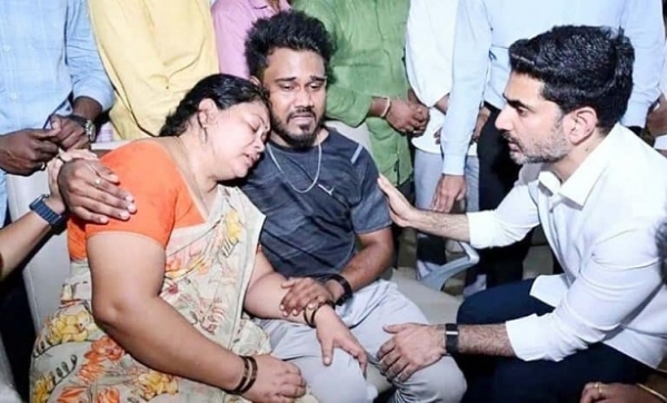 ویزاگ اسٹیل پلانٹ دھماکہ میں نو مزدور ہلاک ویزاگ اسٹیل پلانٹ دھماکہ میں نو مزدور ہلاک