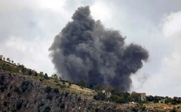 جنوبی لبنان پر اسرائیل کی وحشیانہ بمباری جاری، بیس قصبوں اور دیہاتوں کو بنایا نشانہ جنوبی لبنان پر اسرائیل کی وحشیانہ بمباری جاری، بیس قصبوں اور دیہاتوں کو بنایا نشانہ