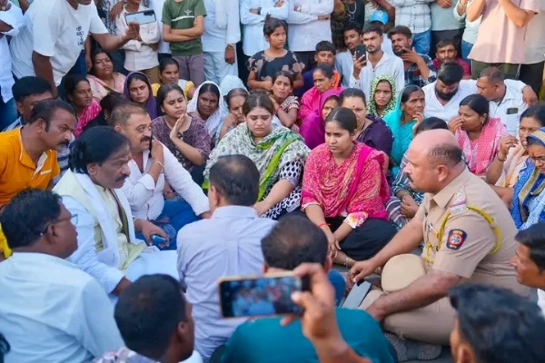CRIME MAHA TEACHER DEATH