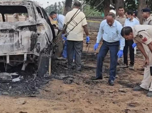 CG-BJP-LEEDER-BURNED-ALIVE-CAR-DEATH