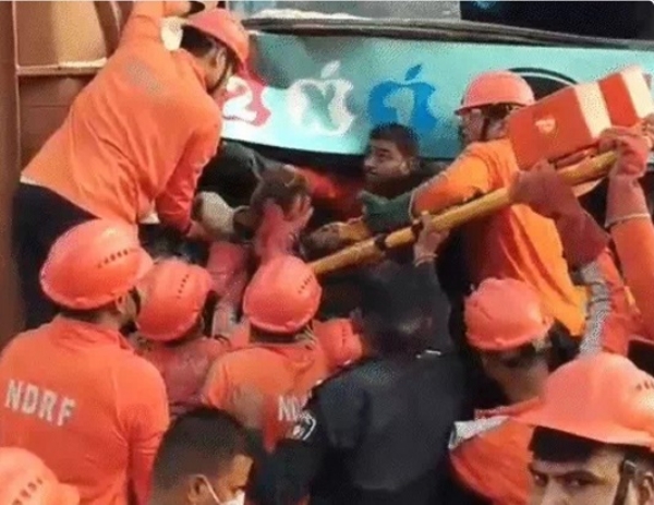 road-accident-Vadodara-6-dead