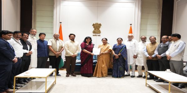 جے پی سی نے دہلی سکریٹریٹ میں کئی بلوں پر تفصیلی پریزنٹیشن دی