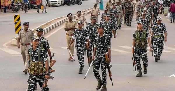 مغربی بنگال میں مرکزی افواج میں کمی ، 500 میں سے 150 کمپنیاں تعینات رہیں گی مغربی بنگال میں مرکزی افواج میں کمی ، 500 میں سے 150 کمپنیاں تعینات رہیں گی