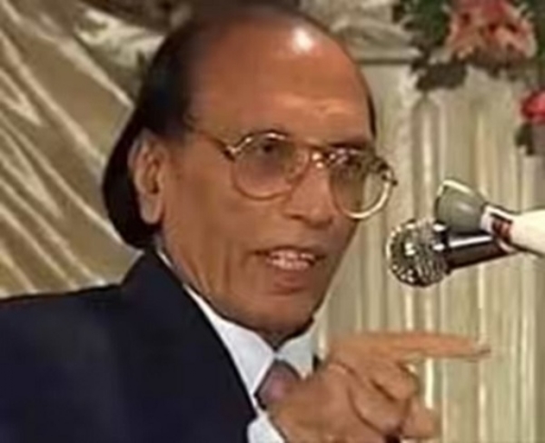 ڈاکٹر بشیر بدر، فائل فوٹو