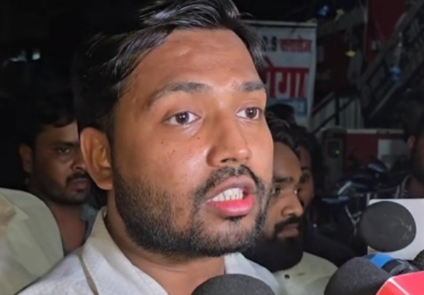 پٹنہ سول کورٹ نے خان سر کو راحت دی، عدالت نے 25جو ن تک گرفتاری پر لگائی روک پٹنہ سول کورٹ نے خان سر کو راحت دی، عدالت نے 25جو ن تک گرفتاری پر لگائی روک