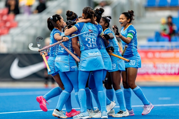ایف آئی ایچ ویمنز ہاکی نیشنز کپ 2025-26: ہندوستان نے چلی کو 6-0 سے شکست دے کر فائنل میں رسائی حاصل کی