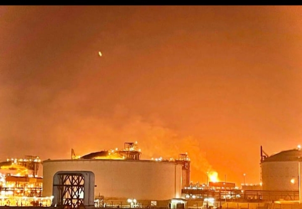 قطر گیس پلانٹ حادثہ : 12 ہندوستانیوں سمیت 13 افراد ہلاک، 66 زخمیوں کی حالت مستحکم قطر گیس پلانٹ حادثہ : 12 ہندوستانیوں سمیت 13 افراد ہلاک، 66 زخمیوں کی حالت مستحکم