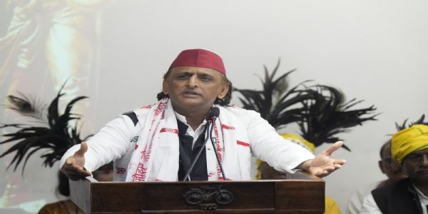 ایس پی کی حکومت بنی تو یوپی میں الگ شیڈول ٹرائب کمیشن بنے گا: اکھلیش یادو