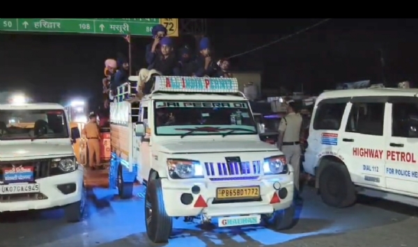 UK-Nihang-devotees-return-talks-