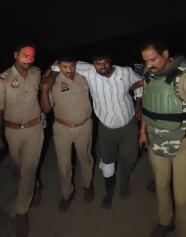 BALLIA-ENCOUNTER-COW-SMUGGLER-