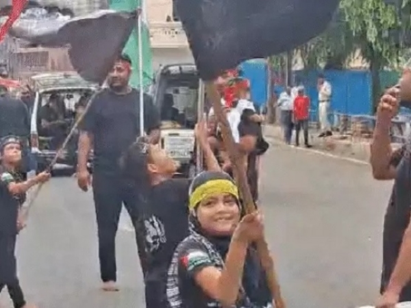 بھوپال میں عقیدت مند ماتمی جلوس منا رہے