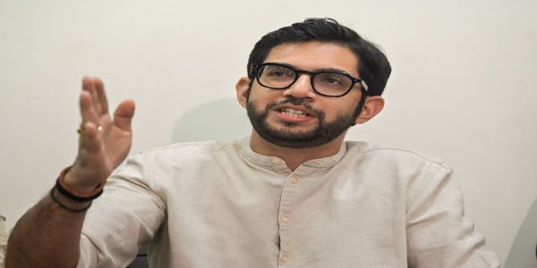 ٹی ای ٹی پرچہ لیک معاملہ: آدتیہ ٹھاکرے نے حکومت پر نوجوانوں کا مستقبل داؤ پر لگانے کا الزام عائد کیا
