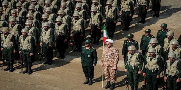 امریکی حملوں کے جواب میں امریکی ٹھکانوں کو نشانہ بنایا گیا: ایرانی پاسدارانِ انقلاب