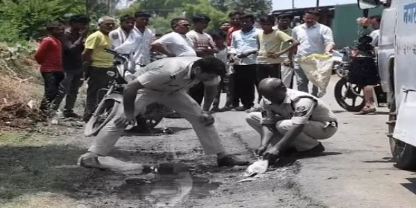 نرسنگھ پور میں تیز رفتار ٹرک نے بائیک کو ٹکر ماری، بہنوئی اور سالی کی موت، لڈو بانٹ کر لوٹ رہے تھے، ایک شدید زخمی