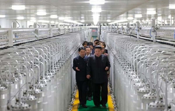 Kim-Nuclear-Center-Visit