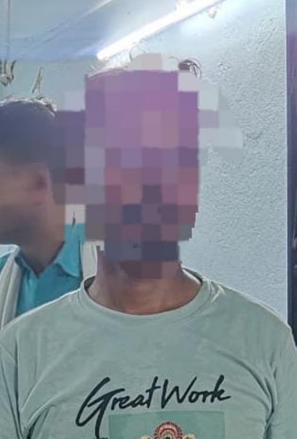 سیوان پولیس اور اسپیشل ٹاسک فورس (ایس ٹی ایف) کی مشترکہ کارروائی میں ٹاپ 10 مجرم کوثر سائی گرفتار سیوان پولیس اور اسپیشل ٹاسک فورس (ایس ٹی ایف) کی مشترکہ کارروائی میں ٹاپ 10 مجرم کوثر سائی گرفتار