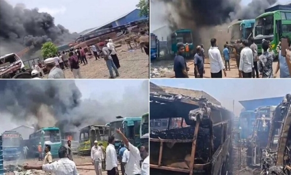 وجے واڑہ میں بس پارکنگ میں خوفناک آگ وجے واڑہ میں بس پارکنگ میں خوفناک آگ