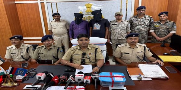 پولیس نے زیورات کی لوٹ کی واردات میں ملوث دو ملزمان کو گرفتار کیا