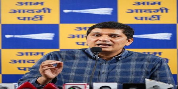 دواؤں کے گھوٹالے میں گرفتار ڈاکٹر وتسلا اگروال اگر سرکاری گواہ بنیں تو ریکھا گپتا حکومت سے جڑے کئی بڑے لوگ بے نقاب ہوں گے: سوربھ بھاردواج