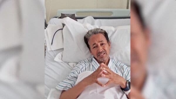 ارجنٹینا کے تجربہ کار ڈیفینڈرنکولس اوٹامینڈی نے بین الاقوامی فٹ بال کو الوداع کہا ارجنٹینا کے تجربہ کار ڈیفینڈرنکولس اوٹامینڈی نے بین الاقوامی فٹ بال کو الوداع کہا