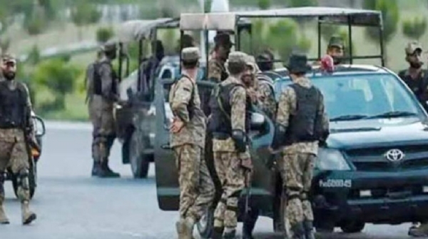 بلوچستان میں سیکیورٹی فورسز پر حملہ، خیبرپختونخوا میں چوکی کو اڑانے کی کوشش، چار دہشت گرد ہلاک