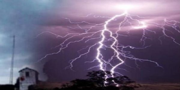 جھارکھنڈ: جگن ناتھ پور میں آسمانی بجلی گرنے سے دو خواتین جاں بحق