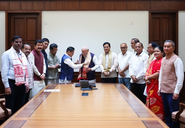 ASSAM-MP-MEET-PM-MODI