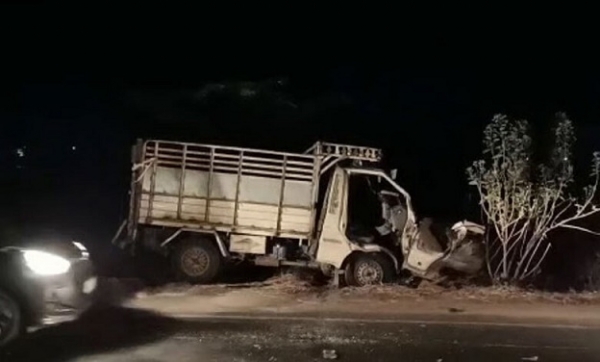 آندھرا پردیش میں شادی کی تقریب میں خوفناک حادثہ،4 ہلاک، 8 زخمی آندھرا پردیش میں شادی کی تقریب میں خوفناک حادثہ،4 ہلاک، 8 زخمی