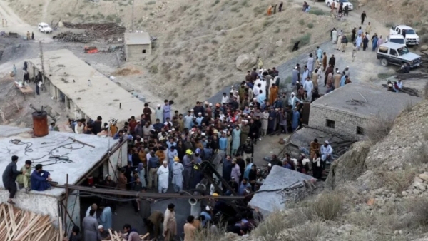 پاکستان میں کوئلے کی کان میں دھماکہ، کم از کم 34 کان کن جاں بحق پاکستان میں کوئلے کی کان میں دھماکہ، کم از کم 34 کان کن جاں بحق