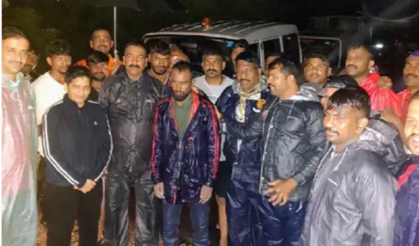ACCIDENT MAHA WARDHA FLOOD RESCUE ACCIDENT MAHA WARDHA FLOOD RESCUE