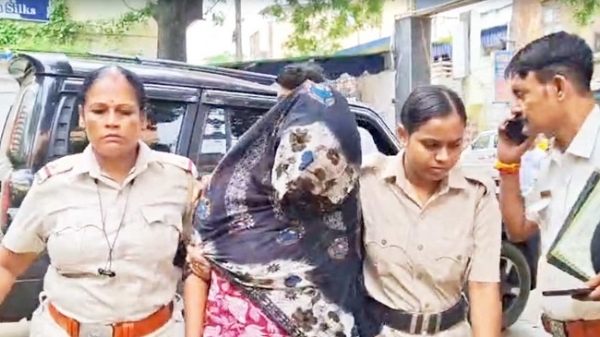 جھارکھنڈ سے گرفتار خاتون جھارکھنڈ سے گرفتار خاتون