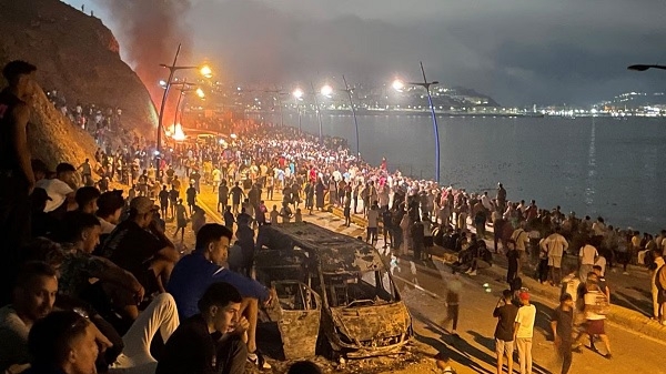اسپین سے 48 ہزار سے زائد تارکین وطن مراکش واپس لوٹے، ٹرمپ نے ہسپانوی حکومت کو تنقید کا نشانہ بنایا اسپین سے 48 ہزار سے زائد تارکین وطن مراکش واپس لوٹے، ٹرمپ نے ہسپانوی حکومت کو تنقید کا نشانہ بنایا