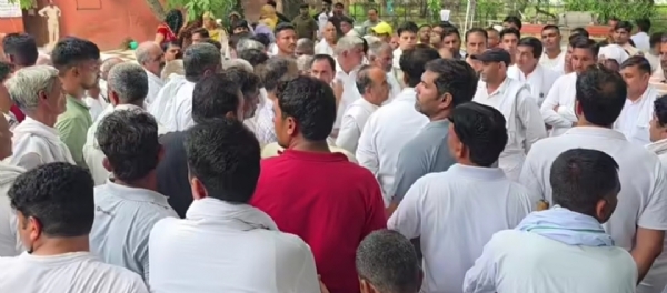 بین الاقوامی کھلاڑی شیلو بلہارا کی اہلیہ مسکان کی موت کے معاملے میں نیا موڑ، شوہر سمیت چار افراد کے خلاف مقدمہ درج بین الاقوامی کھلاڑی شیلو بلہارا کی اہلیہ مسکان کی موت کے معاملے میں نیا موڑ، شوہر سمیت چار افراد کے خلاف مقدمہ درج