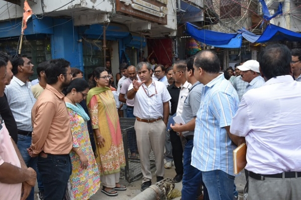 MCD-COMMISSIONER-INSPECTS-KUTUB-ROAD-TELIWARA-AKHA MCD-COMMISSIONER-INSPECTS-KUTUB-ROAD-TELIWARA-AKHA