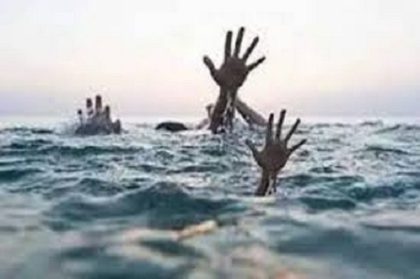 ڈوبنے کی علامتی تصویر ڈوبنے کی علامتی تصویر