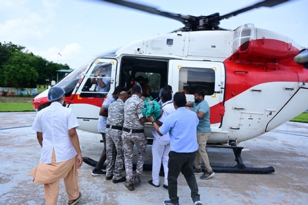 GADCHIROLI SNAKEBITE VICTIM AIRLIFTED TO NAGPUR