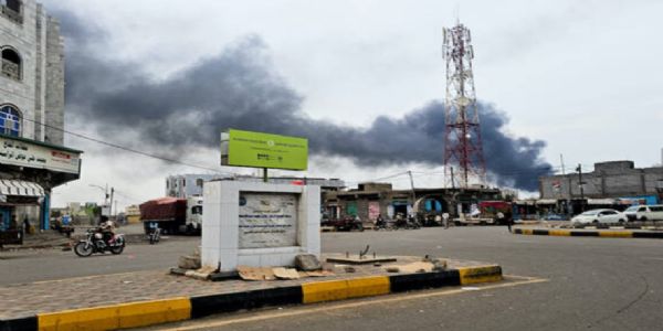 حوثیوں کا یمن کے بندرگاہی شہر المخا پر حملہ، 4 فوجیوں اور 3 شہریوں کی ہلاکت