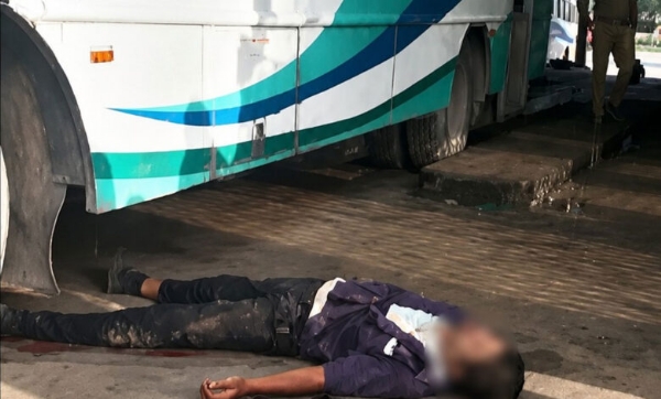 جیڈی میٹلہ آر ٹی سی ڈپو میں حادثہ، بس کی مرمت کے دوران مکینک کی موت جیڈی میٹلہ آر ٹی سی ڈپو میں حادثہ، بس کی مرمت کے دوران مکینک کی موت