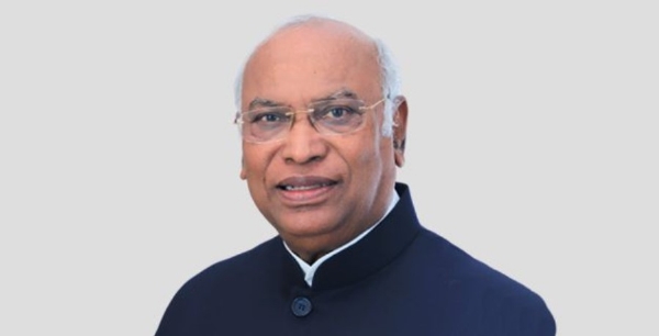 KHARGE-MANMOHAN-SINGH-COAL-SC- KHARGE-MANMOHAN-SINGH-COAL-SC-